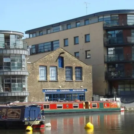 Functional Budget Stay With Wi-Fi And Laundry Facilities Near Tube Station London Exterior foto