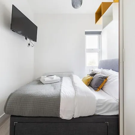 Functional Budget Stay With Wi-Fi And Laundry Facilities Near Tube Station London Exterior foto